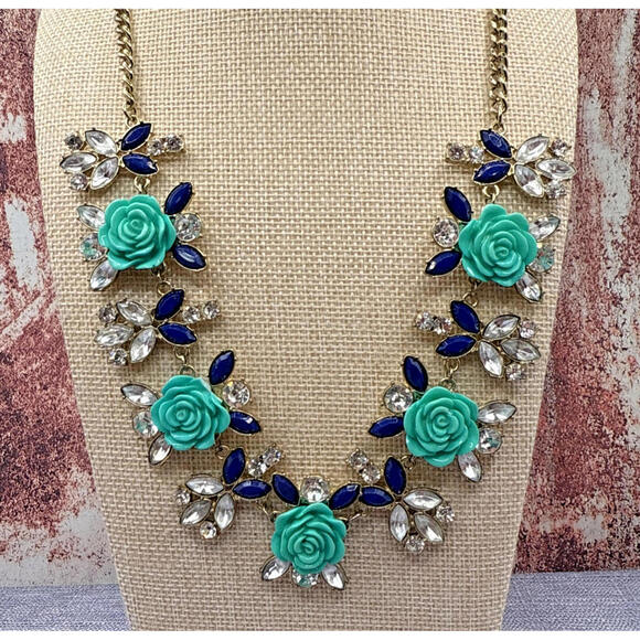 Jewelry - Bizou Crystal Cowgirl Floral Turquoise Blue Rose Rhinestone Flower Necklace